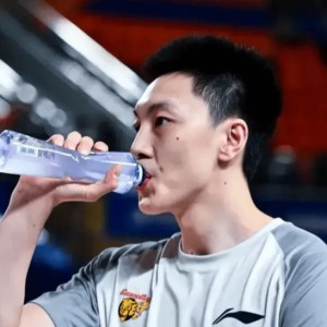 ggbet-广东80-82新疆4坏消息！胡明轩徐杰没法看，二阵狂丢分，防守辣眼|全明星|焦泊乔|比赛|懒懒|CBA_新浪体育_新浪新闻