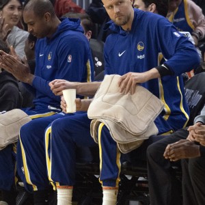 勇媒：残阵勇士大胜灰熊表现令人印象深刻 望波津周日复出战湖人