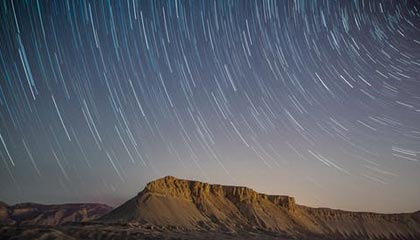 在线赌注-逐梦绿茵场 闯出一片天（县域体育展活力）